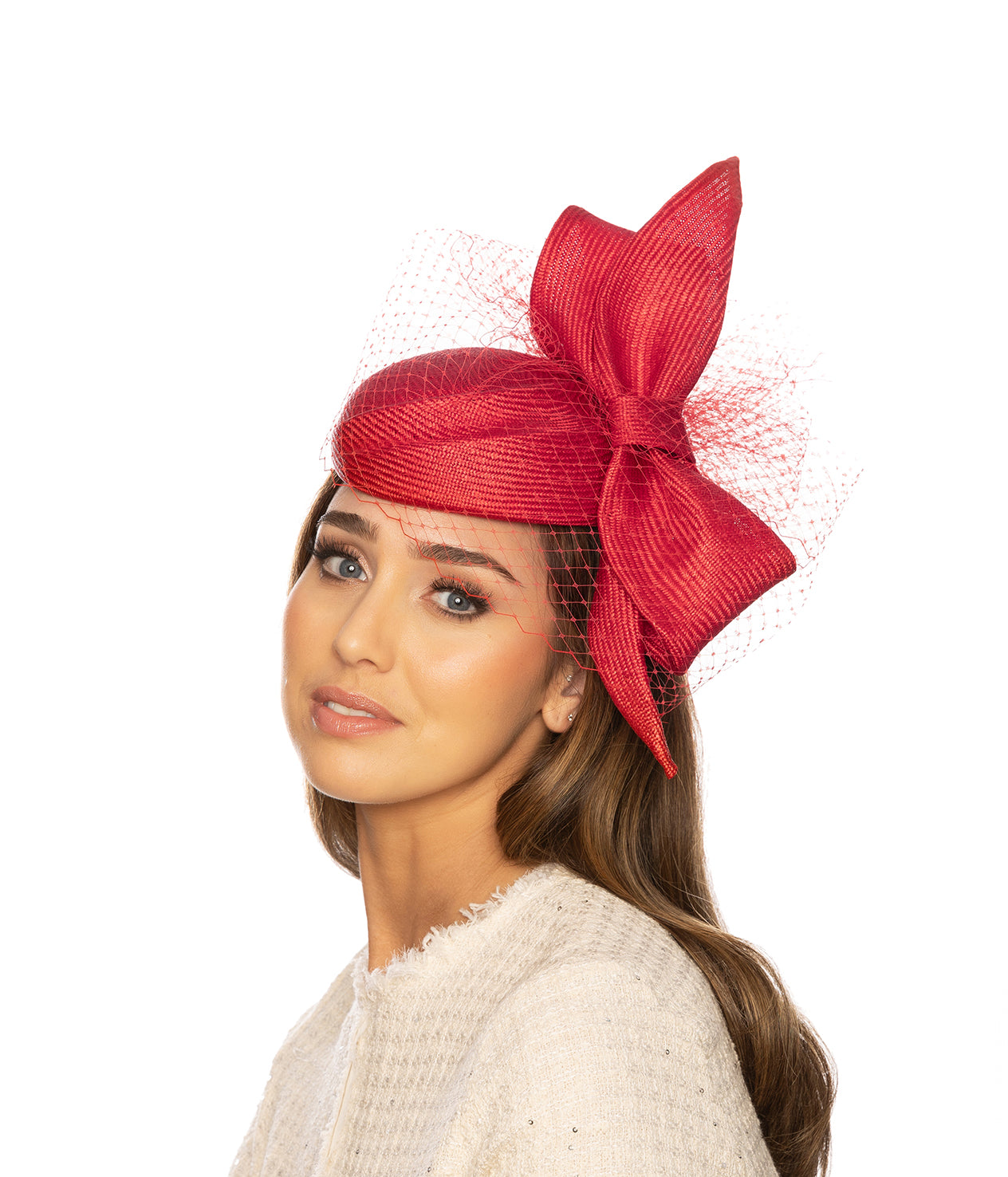 Big Bow Percher – Tracy Hillel