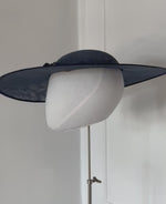 Load and play video in Gallery viewer, Vintage bud sweeping brim
